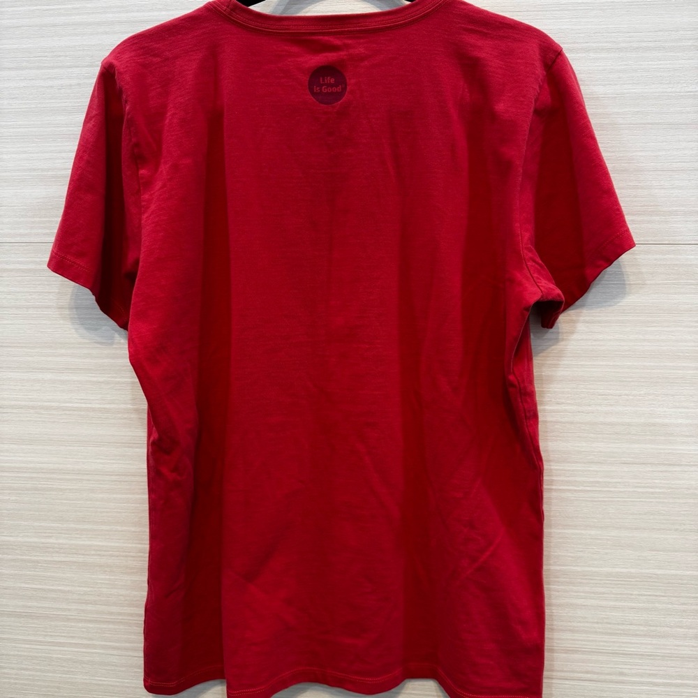 Life is Good Red Graphic T-Shirt with Dog Print size Large - Picture 4 of 6